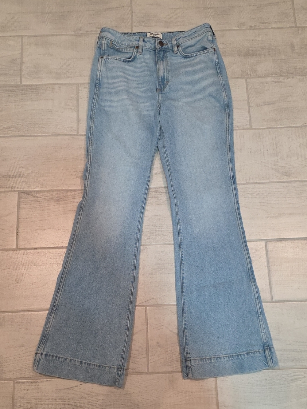Wrangler Retro High Rise Trouser Women's Size 30x34 Light Wash Flare